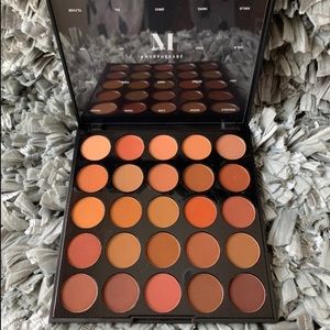Morphe Eyeshadow Palette 25D